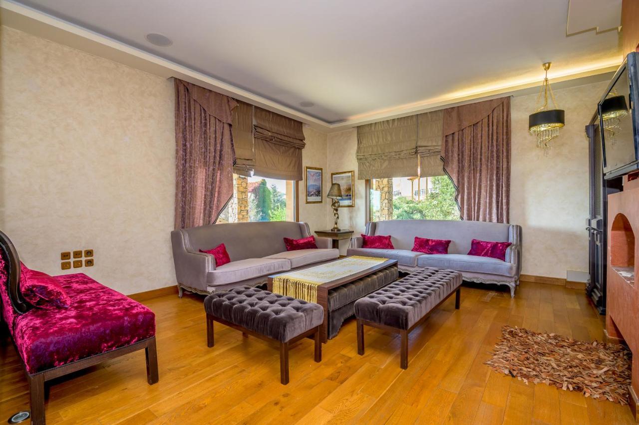 Luxurious Villa With Gorgeous View And Bbq อเล็กซานโดรโพลิส ภายนอก รูปภาพ